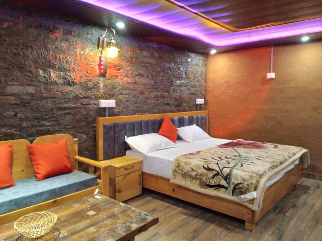Pauri Nature Villaas Basa Homestay מראה חיצוני תמונה