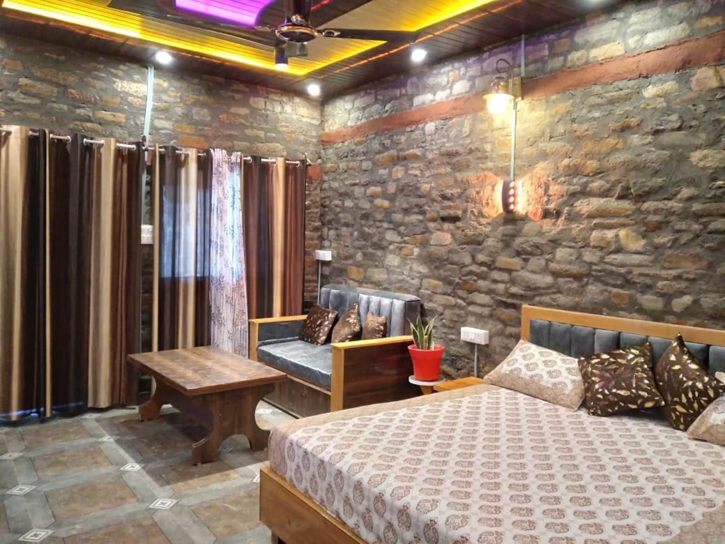 Pauri Nature Villaas Basa Homestay מראה חיצוני תמונה