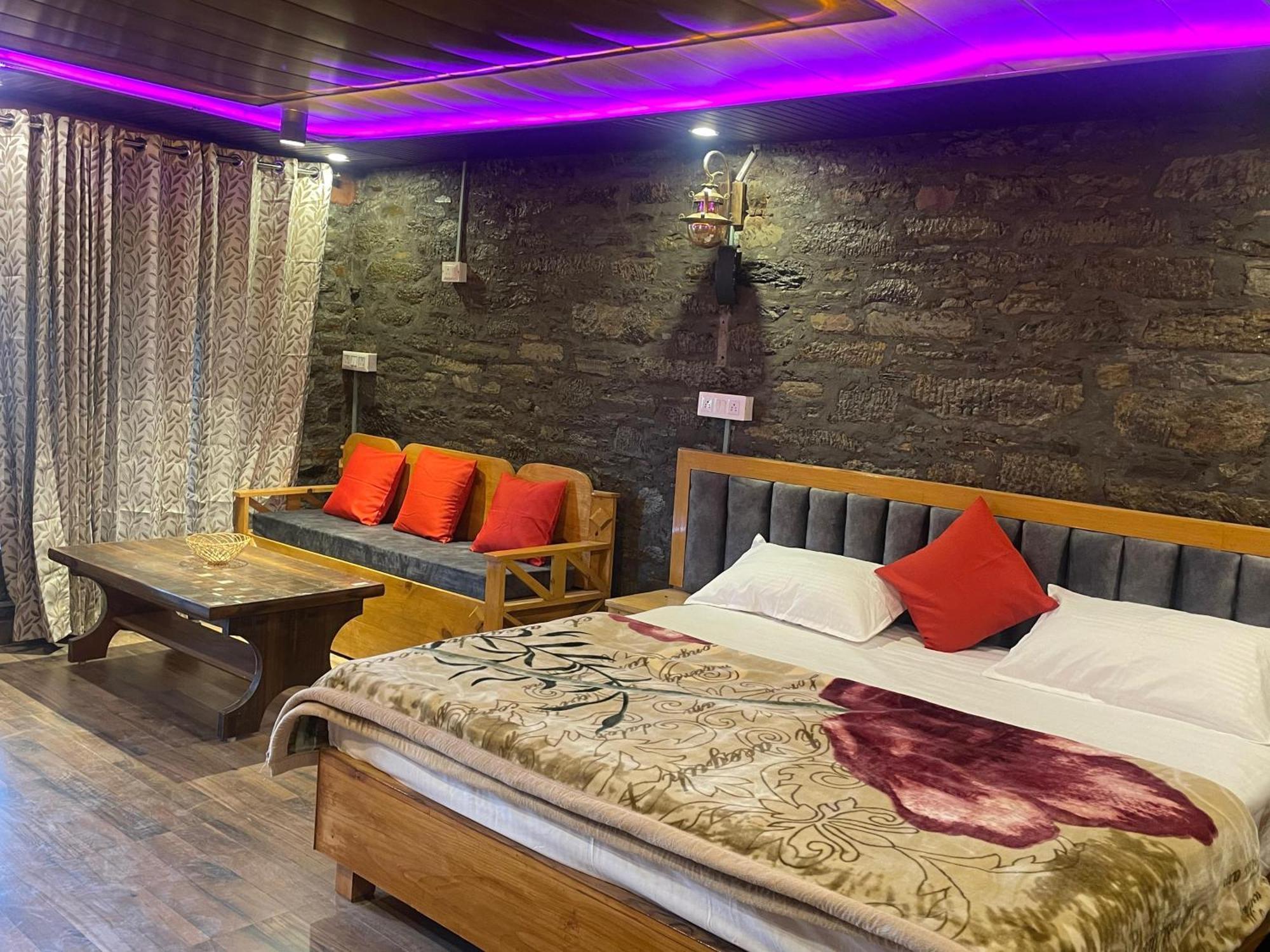 Pauri Nature Villaas Basa Homestay מראה חיצוני תמונה